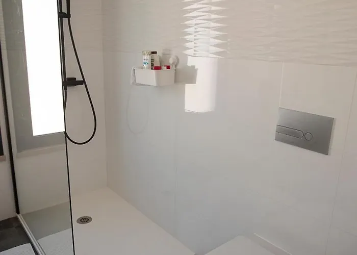 Casa Kiara Silvercoast بيت للعطل